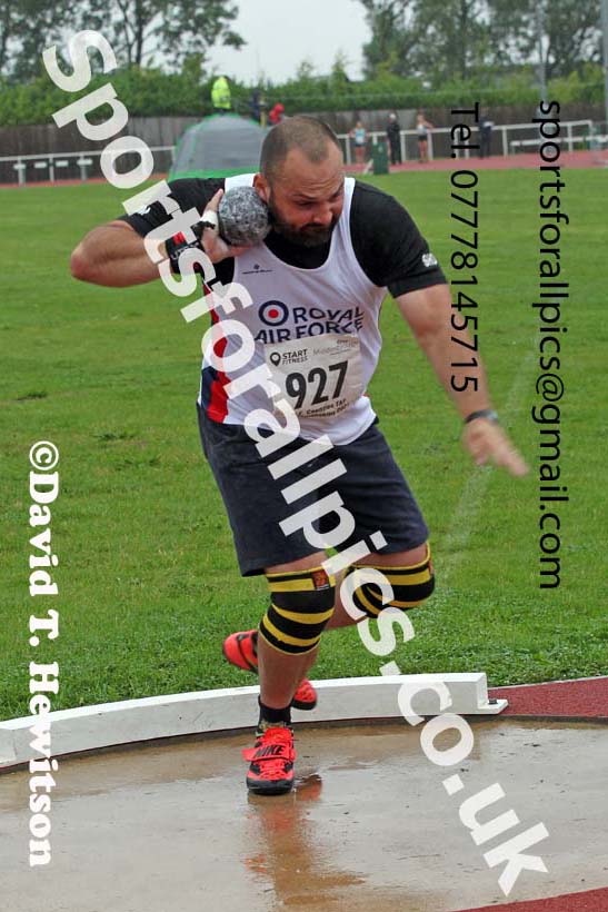 Mens and Boys shot putt, 2021 North Eastern Track and Field Champs., Middesbrough. Photo: David T. Hewitson/Sports for All Pics